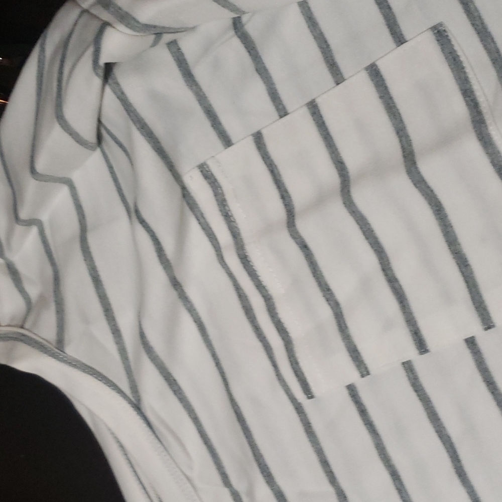 2x left🎉HP🎉New boutique Oversized striped top - Picture 5 of 7